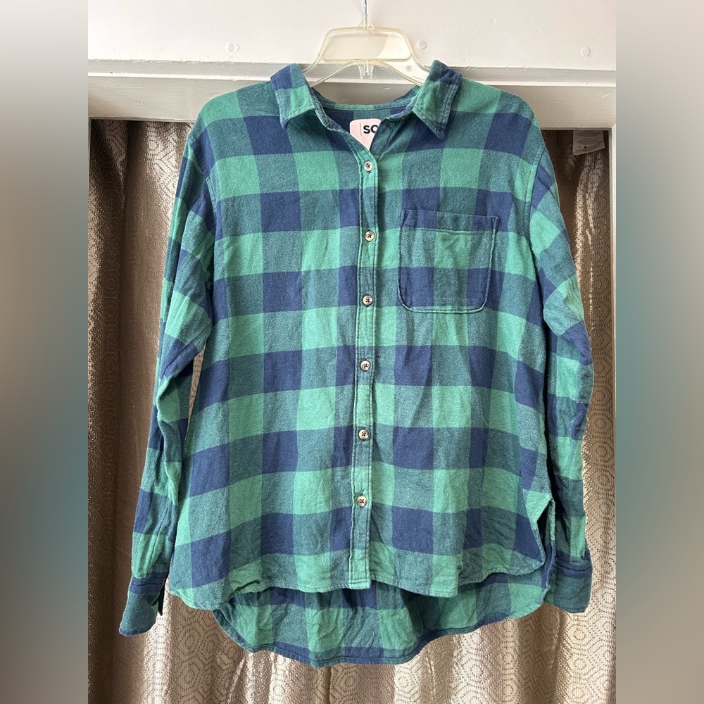 SO checked shirt size M